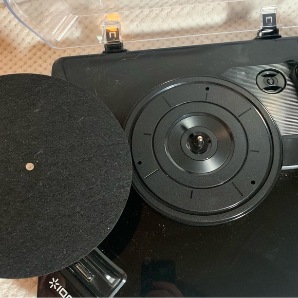 Ion iLP record player! - Picture 4 of 14